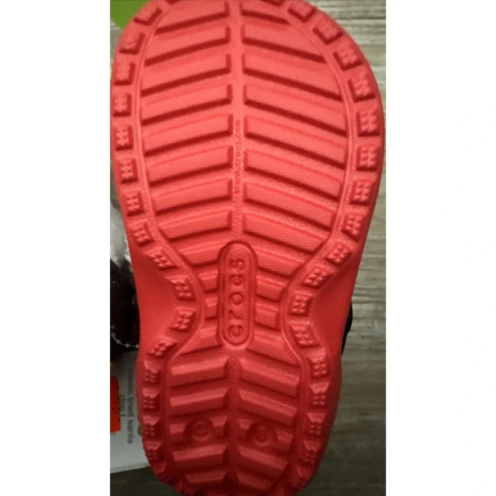 Crocs‎ Classic Lined Santa Christmas Clogs Youth cozy winter Children's 8